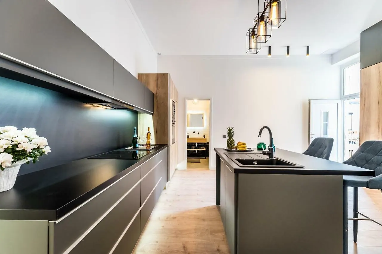 Regi Highrise Oasis Apartment Budapest