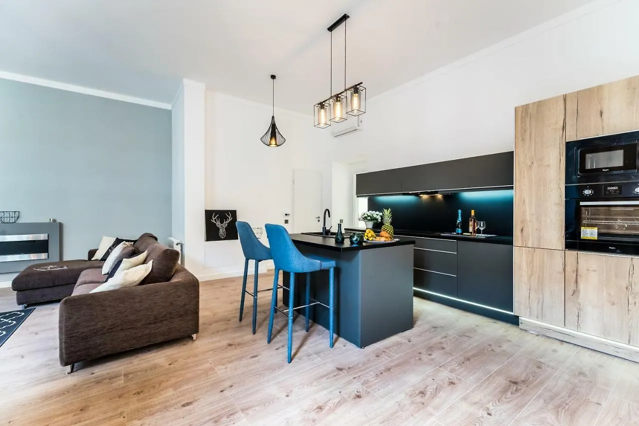 Regi Highrise Oasis Apartment Budapest