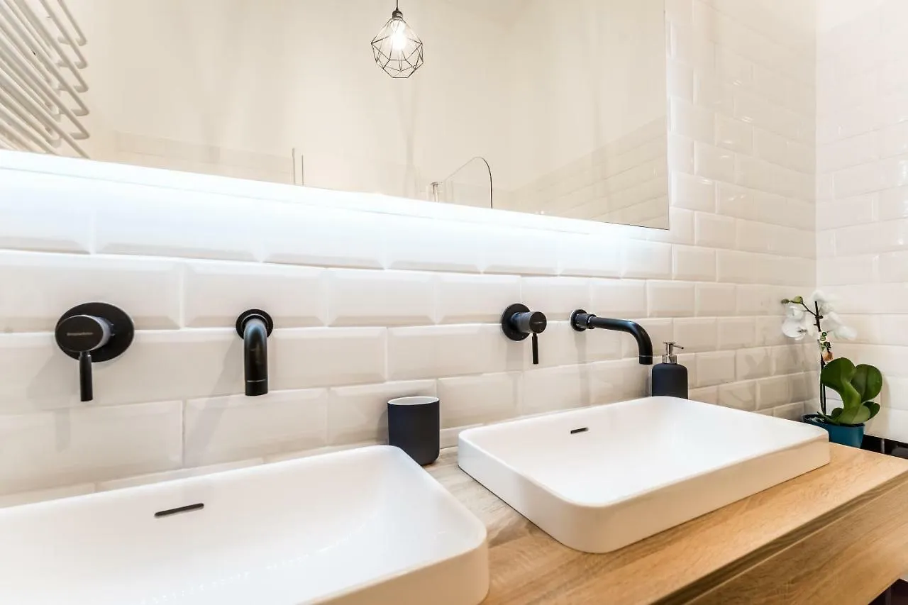 Regi Highrise Oasis Apartment Budapest