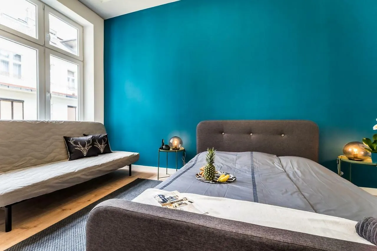 Regi Highrise Oasis Apartment Budapest